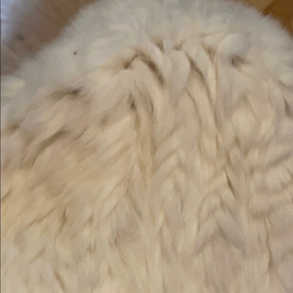 White Rabbit Fur Hat. - Picture 4 of 6